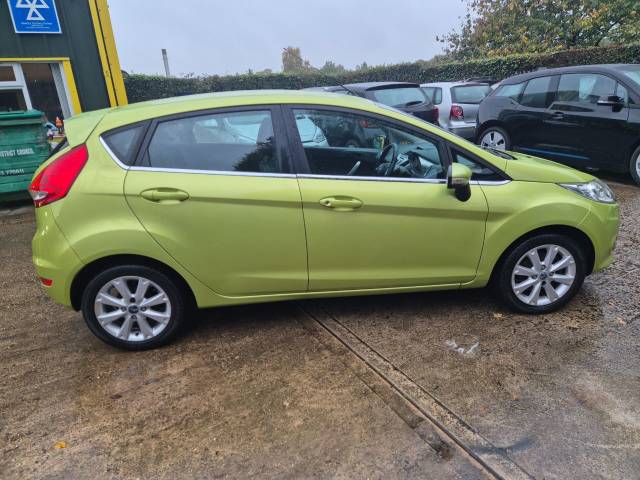 2011 Ford Fiesta 1.4 Zetec 5dr