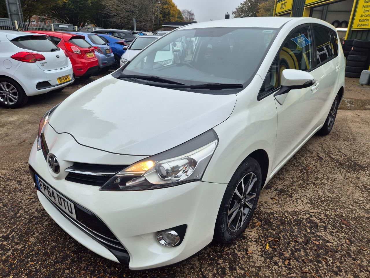 2014 Toyota Verso