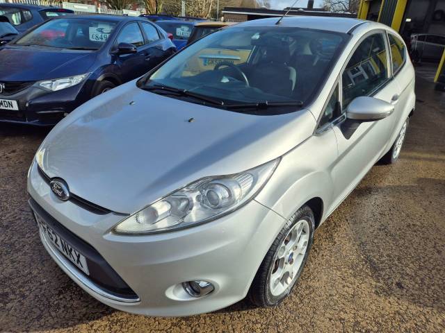 Ford Fiesta 1.25 Zetec 3dr [82] Hatchback Petrol Silver